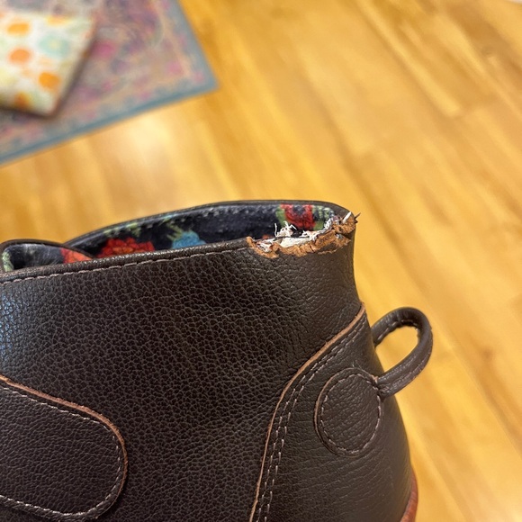 Alegria Symone Espresso Leather Ankle Boots ** damaged - Picture 2 of 10